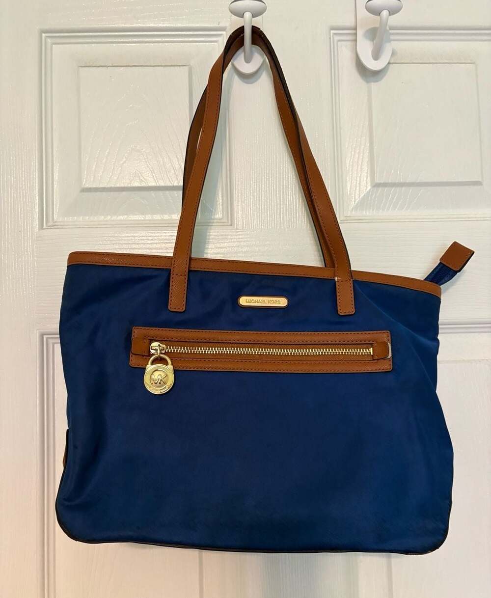 GUC Michael Kors Kempton Navy Blue Nylon Tote Bag with Brown Trim